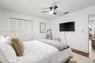 8101 W Lake Dr, Lake Clarke Shores, FL 33406 - Photo 17