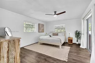 8101 W Lake Dr, Lake Clarke Shores, FL 33406 - Photo 17