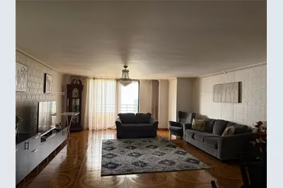 2500 Parkview Dr #1712, Hallandale Beach, FL 33009 - Photo 1