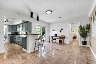 6421 NE 22nd Ave, Fort Lauderdale, FL 33308 - Photo 7