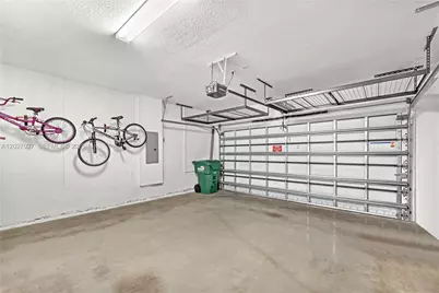 10250 NW 76th Ter, Doral, FL 33178 - Photo 37