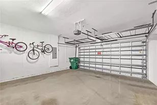 10250 NW 76th Terrace, Doral, FL 33178 - Photo 37