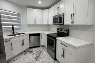 680 NW 124th Pl, Miami, FL 33182 - Photo 3