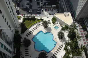 300 S Biscayne Blvd, Miami, FL 33131 - Photo 3