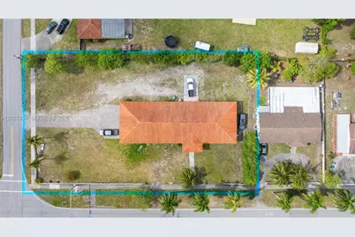 1895 NW 175th St, Miami Gardens, FL 33056 - Photo 21
