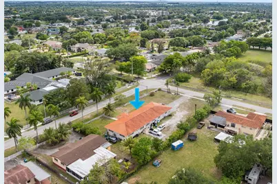 1895 NW 175th St, Miami Gardens, FL 33056 - Photo 13