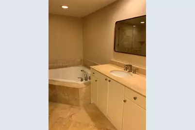 [Address not provided], Hallandale Beach, FL 33009 - Photo 7