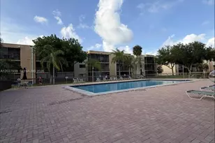 8415 SW 107th Ave, Miami, FL 33173 - Photo 17