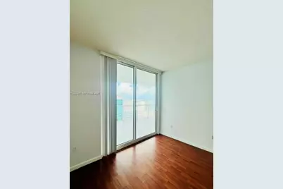 1200 Brickell Bay Dr #4308, Miami, FL 33131 - Photo 15