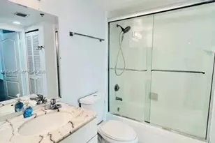 1200 Brickell Bay Dr, Miami, FL 33131 - Photo 21