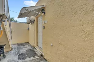 242 SW 15th Ave, Miami, FL 33135 - Photo 9