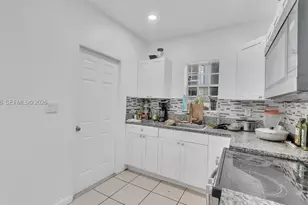 242 SW 15th Ave, Miami, FL 33135 - Photo 3