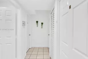 242 SW 15th Ave, Miami, FL 33135 - Photo 13