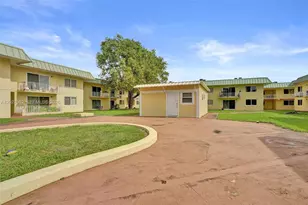 505 NW 177th St, Miami Gardens, FL 33169 - Photo 9