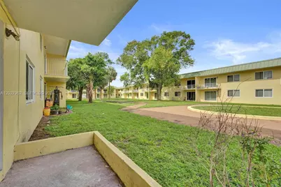 505 NW 177th St #112, Miami Gardens, FL 33169 - Photo 5