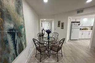 12650 SW 6th St, Pembroke Pines, FL 33027 - Photo 3