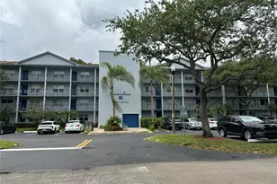 12650 SW 6th St, Pembroke Pines, FL 33027 - Photo 15