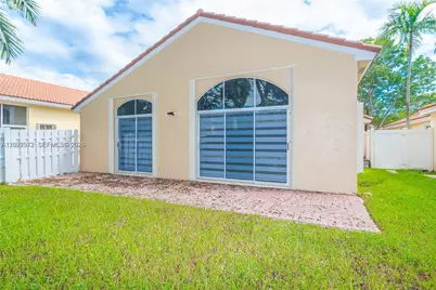 812 Garnet Cir #812, Weston, FL 33326 - Photo 15