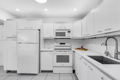 9273 Collins Ave #503, Surfside, FL 33154 - Photo 9