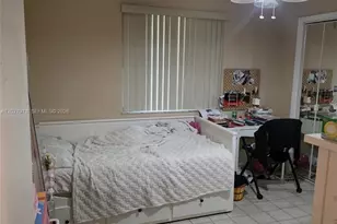 16825 NW 74th Ave, Hialeah, FL 33015 - Photo 13
