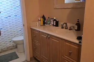 16825 NW 74th Ave, Hialeah, FL 33015 - Photo 11