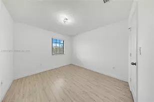 476 NE 194th Terrace, Miami, FL 33179 - Photo 15