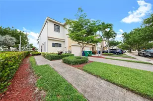 476 NE 194th Terrace, Miami, FL 33179 - Photo 1