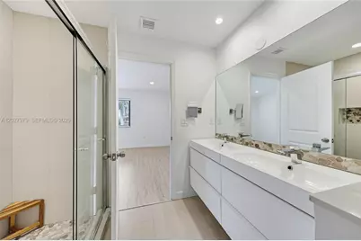 476 NE 194th Ter, Miami, FL 33179 - Photo 13