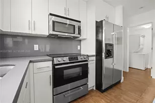 9950 SW 88th St, Miami, FL 33176 - Photo 9