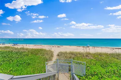 429 NE Tradewind Ln #305, Hutchinson Island, FL 34996 - Photo 23