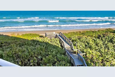 429 NE Tradewind Ln #305, Hutchinson Island, FL 34996 - Photo 11