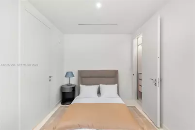 300 Biscayne Boulevard Way #3905W, Miami, FL 33131 - Photo 17