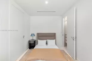 300 Biscayne Blvd Way, Miami, FL 33131 - Photo 17