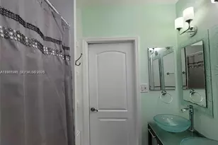 1662 SW 19th Ave, Miami, FL 33145 - Photo 17