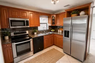 7105 SW 127th Ct, Miami, FL 33183 - Photo 3