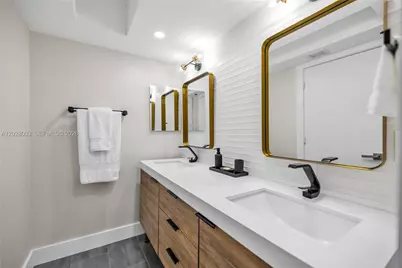 6917 Collins Ave #1404, Miami Beach, FL 33141 - Photo 15