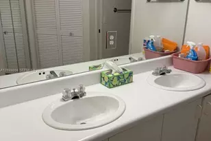 1600 SW 127th Way, Pembroke Pines, FL 33027 - Photo 19