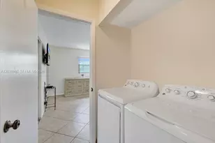 1025 SE 2nd Ave, Dania Beach, FL 33004 - Photo 17