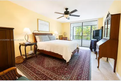 1450 Sheridan St #E 13, Hollywood, FL 33020 - Photo 11