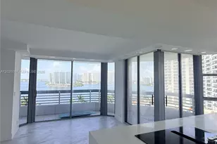 19101 NE 36th Ct, Aventura, FL 33180 - Photo 5