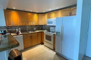 100 Bayview Dr, Sunny Isles Beach, FL 33160 - Photo 7