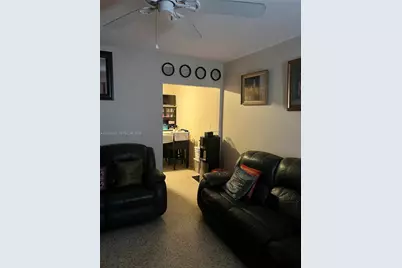 1022 NW 22nd Pl, Miami, FL 33125 - Photo 39