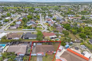 25701 SW 133rd Ct, Homestead, FL 33032 - Photo 7