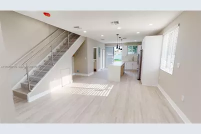 1284 NE 111th St, Miami, FL 33161 - Photo 3