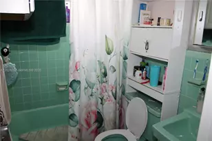 1040 NW 23rd Ct, Miami, FL 33125 - Photo 19