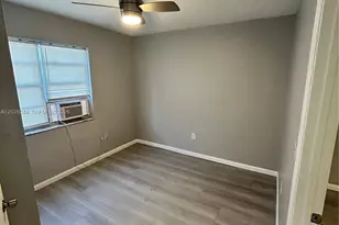 1720 NW 1st Pl, Miami, FL 33136 - Photo 13