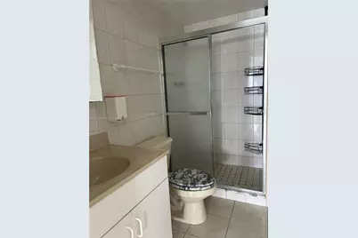 7441 Wayne Ave #14D, Miami Beach, FL 33141 - Photo 5