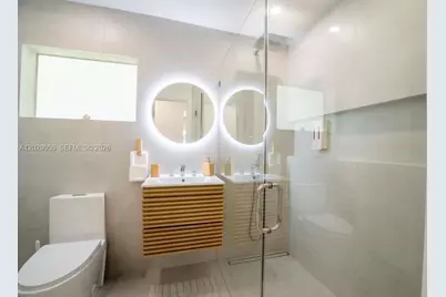 13800 NE 1st Ave, Miami, FL 33161 - Photo 5