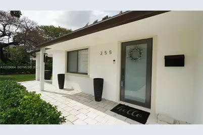 255 Grant Dr, Coral Gables, FL 33133 - Photo 25
