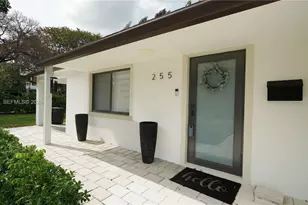 255 Grant Dr, Coral Gables, FL 33133 - Photo 25